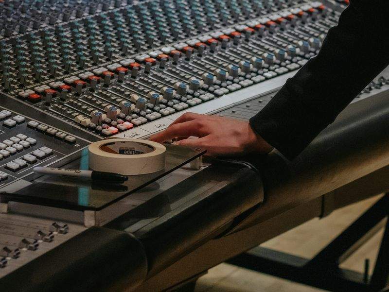 Podcast-Aufnahme-Workflow für ein kleines Kreativteam